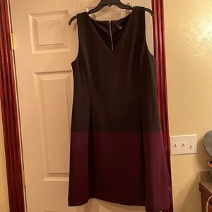 - Tommy Hilfiger size 16 color block dress